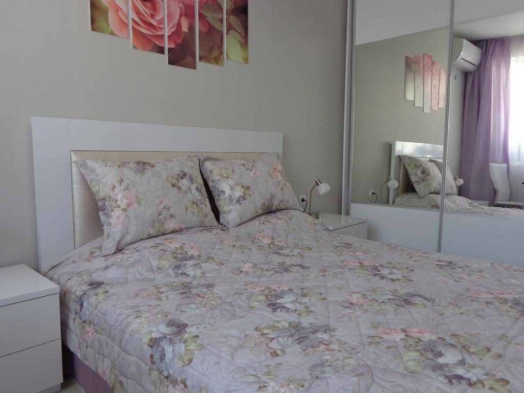 Luxury Apartment Lazur 2 Burgas Rum bild