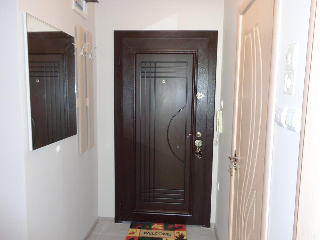Luxury Apartment Lazur 2 Burgas Exteriör bild